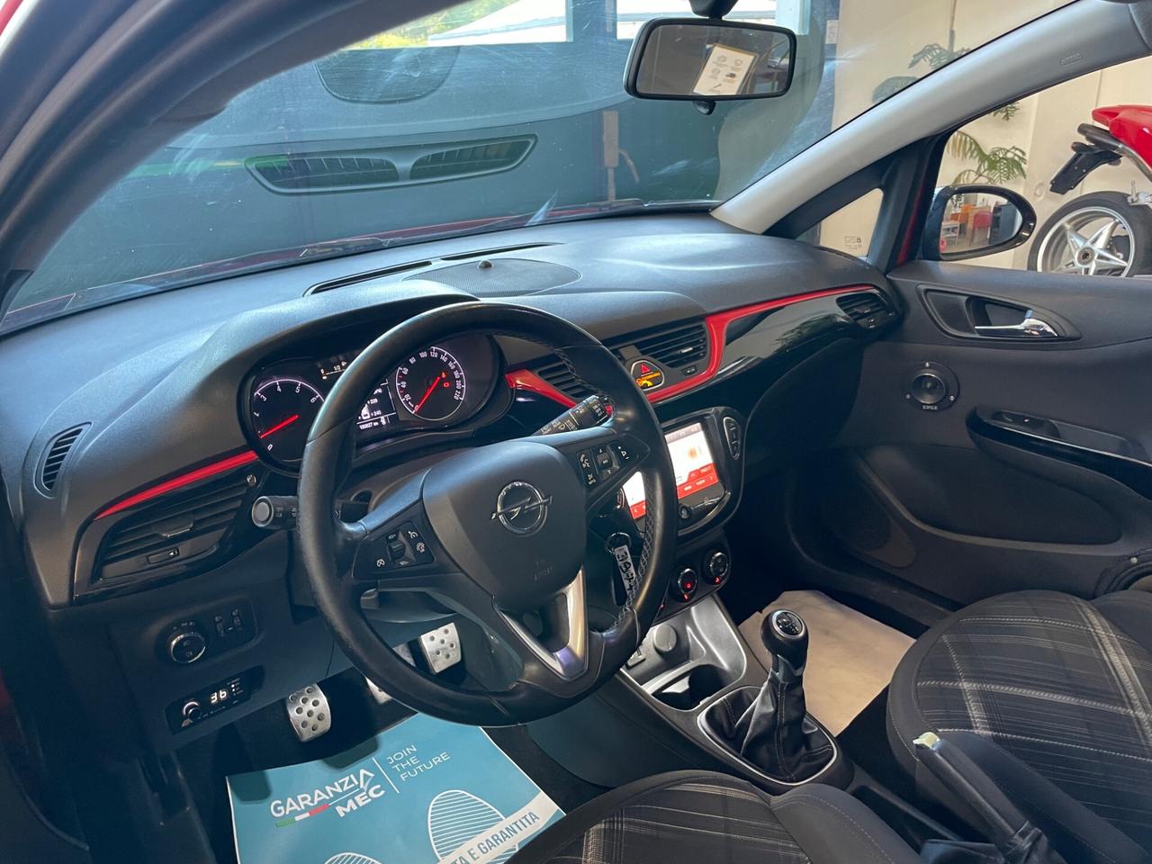 Opel Corsa 1.4 90CV Coupé b-Color