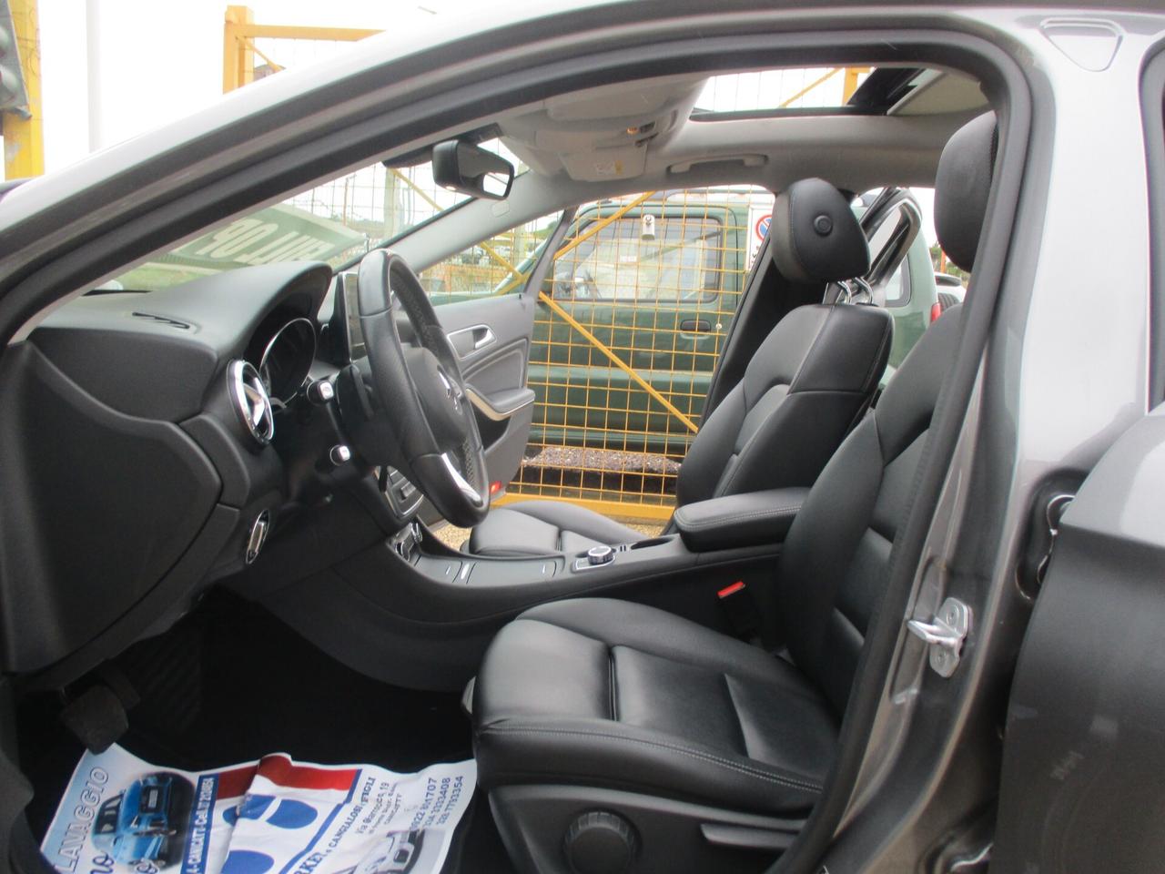 Mercedes-benz GLA 200 D 90..000 KM (NUOVA)