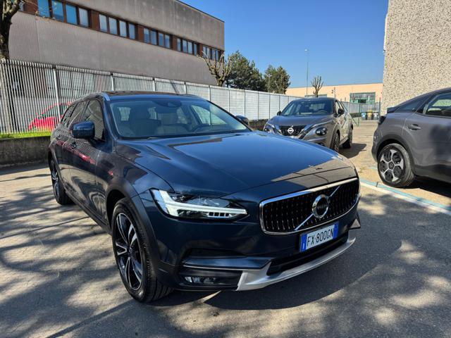 VOLVO V90 Cross Country D4 AWD Geartronic Pro 190CV