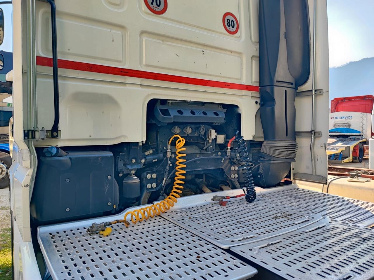 Trattore stradale DAF XF 510