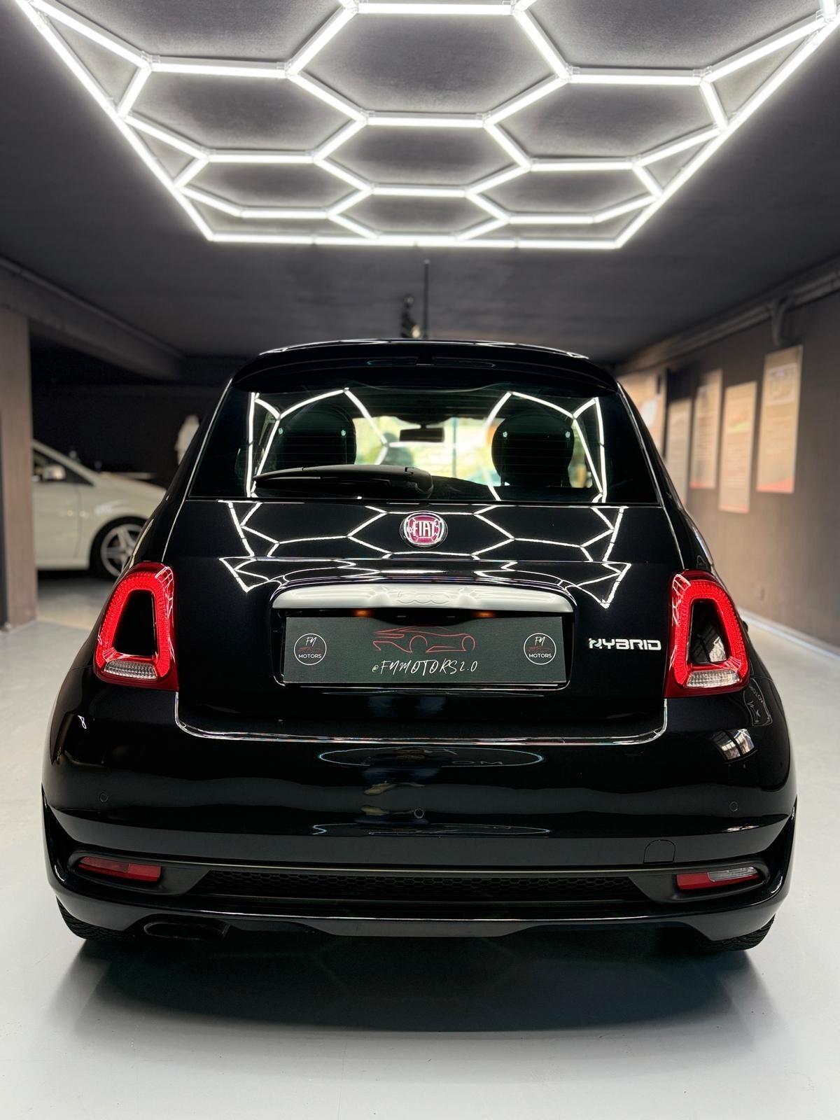 Fiat 500 1.0 Hybrid Rockstar
