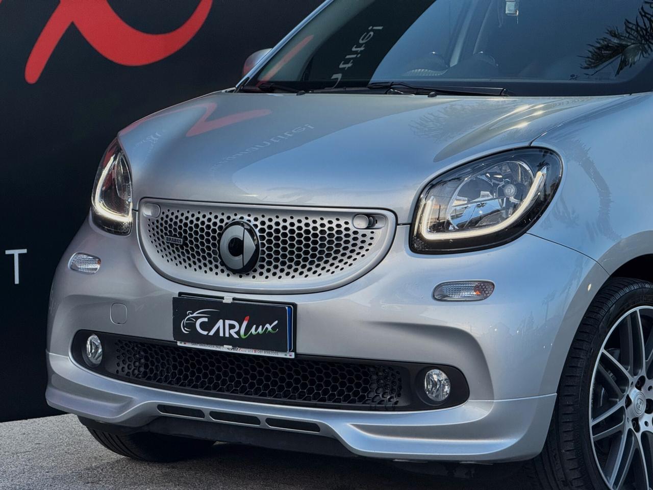 Smart forFour 0.9 T BRABUS 109CV TETTO CAM JBL