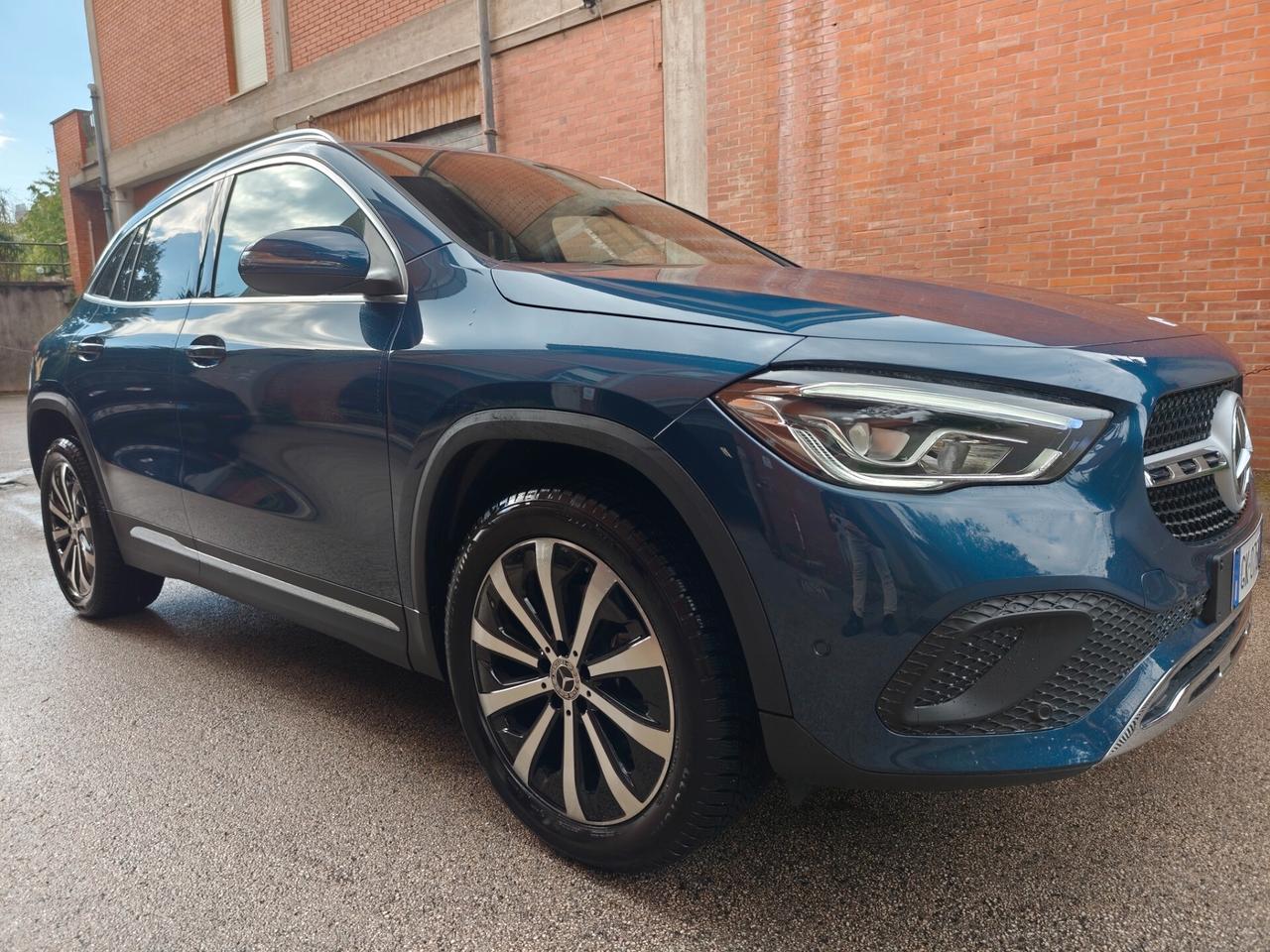 Mercedes-benz GLA 180 GLA 180 d Automatic Premium