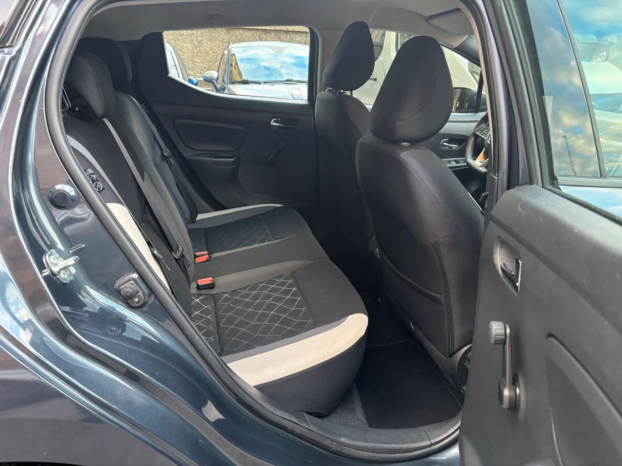 Nissan Micra 1.0L 12V 5 porte Business