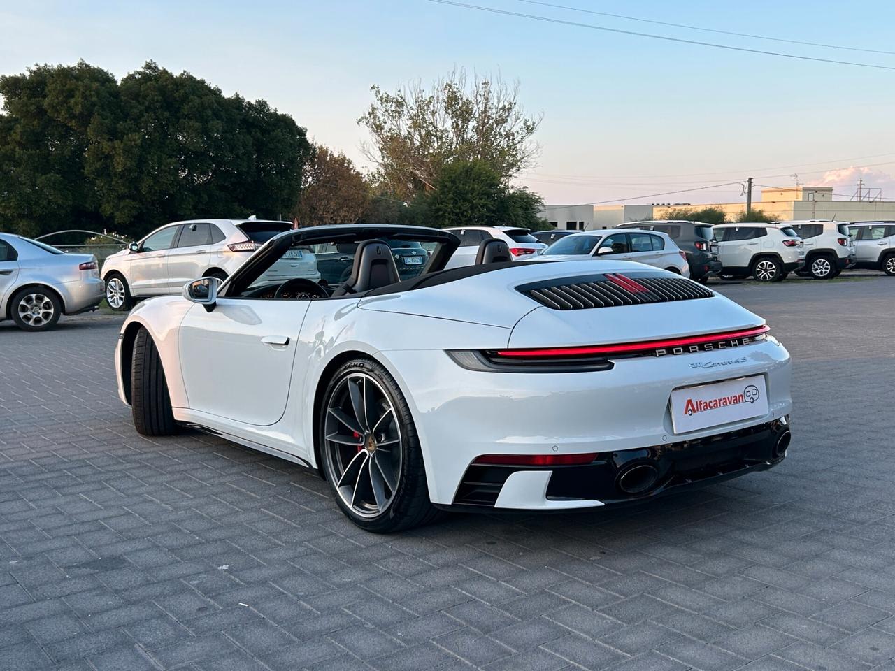 Porsche 992 911 Cabrio 3.0 Carrera 4S auto