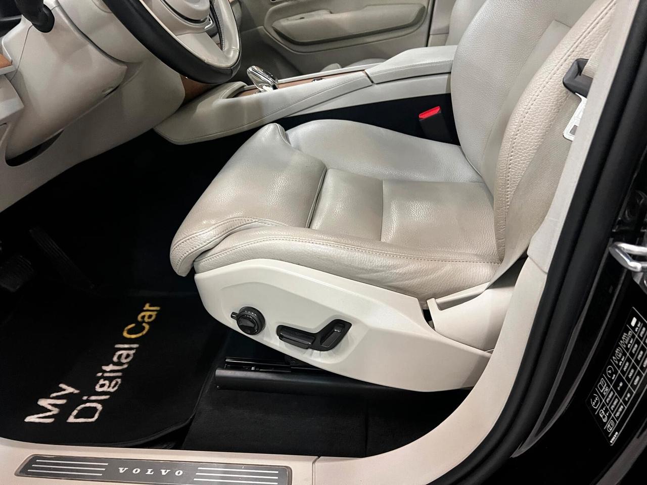 Volvo XC 90 XC90 B5 (d) AWD automatico Core