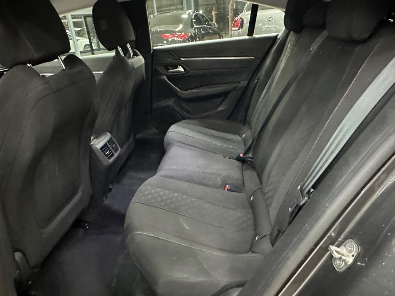 Peugeot 508 BlueHDi 130 EAT8 Allure 4p 2021