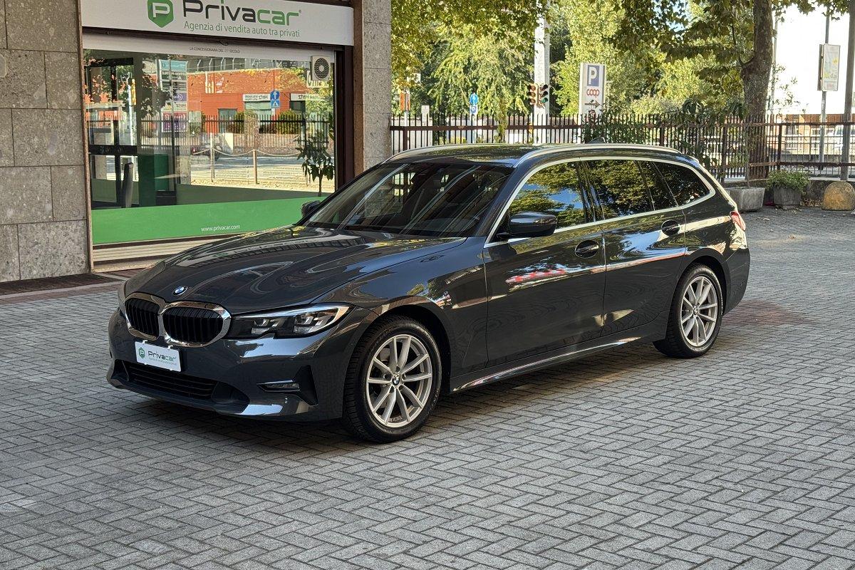 BMW 320d 48V Touring Business Advantage