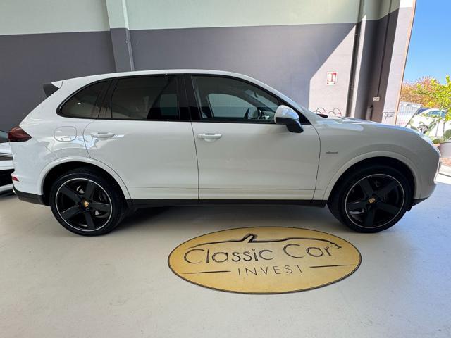 PORSCHE Cayenne 3.0 Diesel Platinum Edition