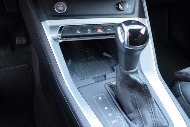 AUDI Q3 40 TDI quattro S tronic S line edition