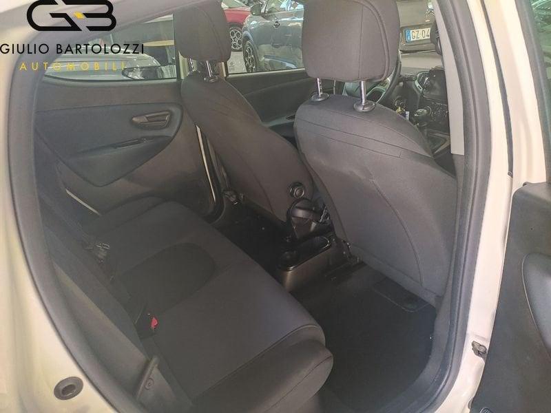 Lancia Ypsilon 1.0 FireFly 70cv S&S Hybrid GOLD PLUS