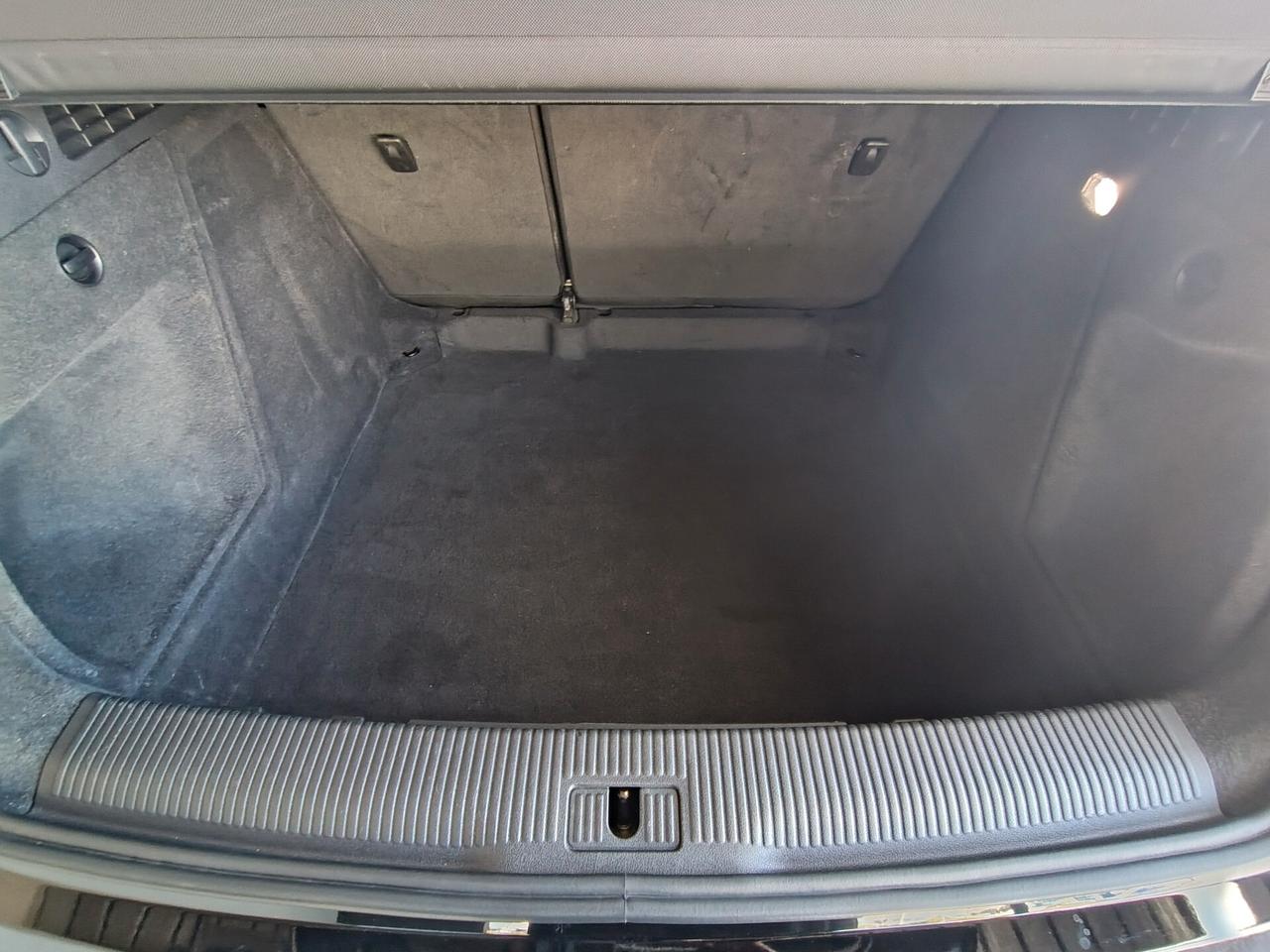 Audi Q3 2.0 TDI 120 CV S tronic Business