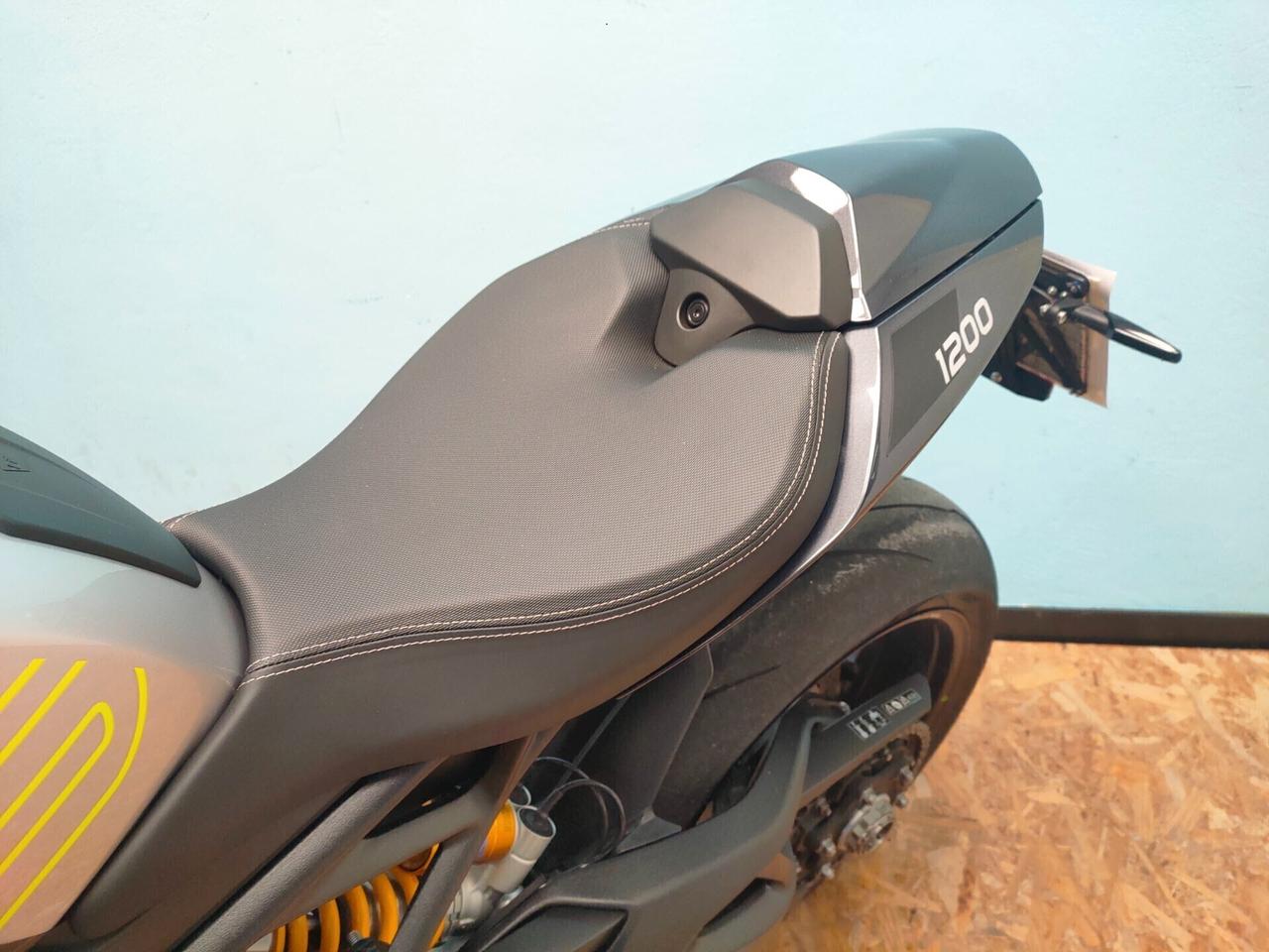 Triumph Speed Triple 1200 RS 4 anni di garanzia ufficiale