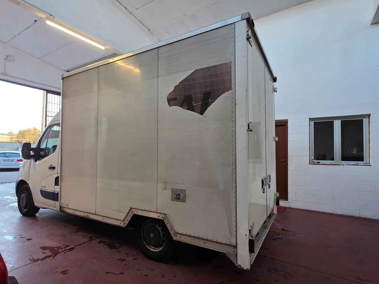 Renault Master neopatentati