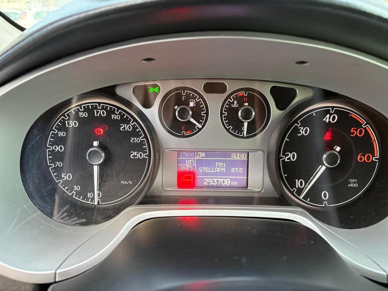 Lancia Ypsilon Delta III 2008 1.6 mjt argento 120cv