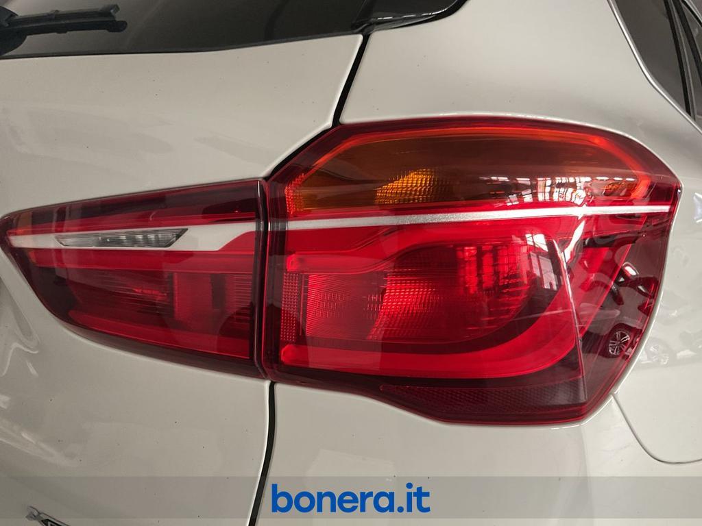 BMW X1 18 d xLine xDrive Steptronic