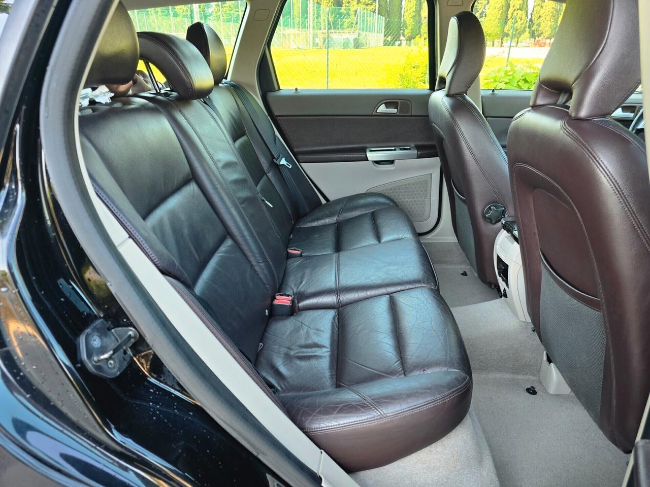 Volvo V50 2.0 D 6 MARCE - INTERNI IN PELLE