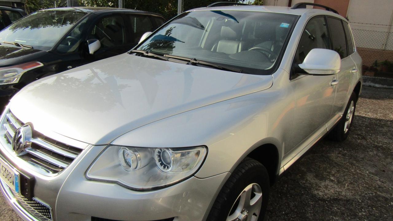 Volkswagen Touareg 2.5 R5 TDI DPF tiptronic Exclusive