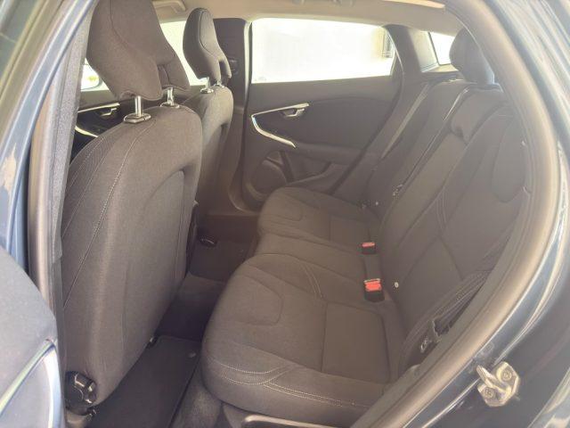 VOLVO V40 Cross Country D2 Geartronic
