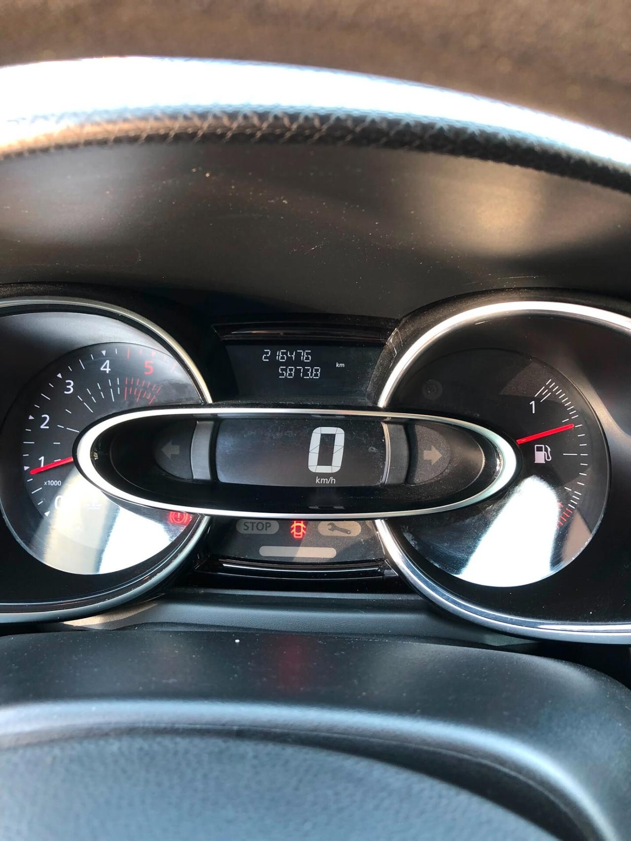 Renault Clio dCi 8V 75 CV 5 porte Moschino Intens
