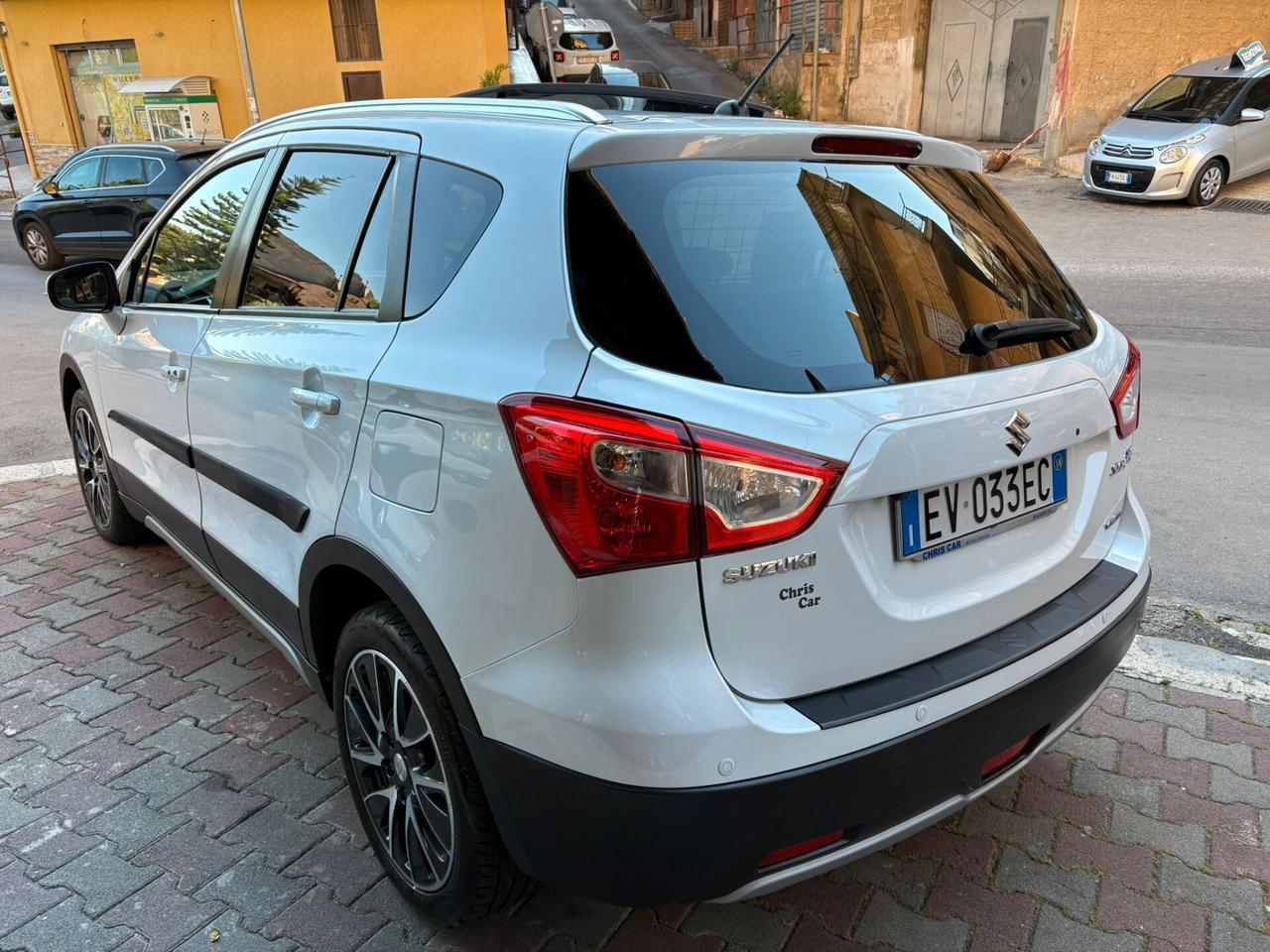 Suzuki S-Cross 1.6 DDiS 4WD All Grip Top + TETTO