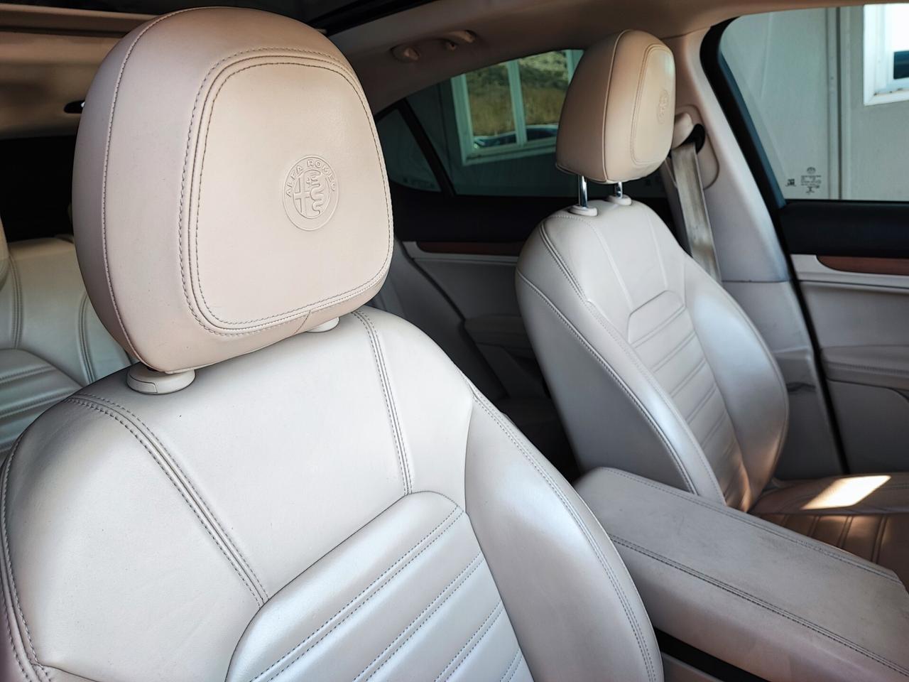 Alfa Romeo Stelvio 2.2 Turbodiesel 180 CV AT8 Q4 Super