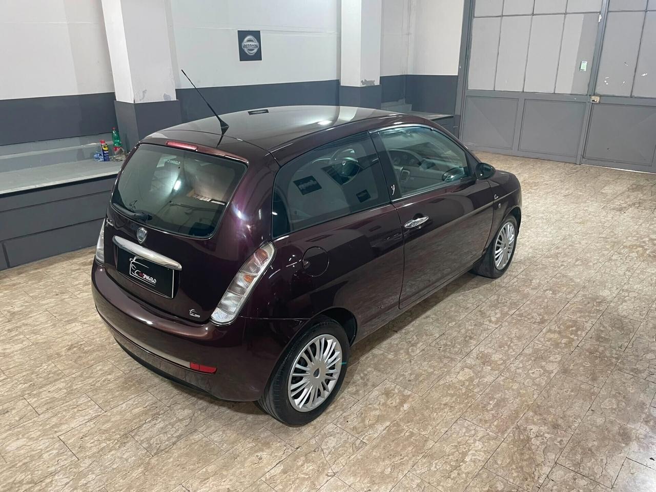 Lancia Ypsilon 1.2 Modamilano
