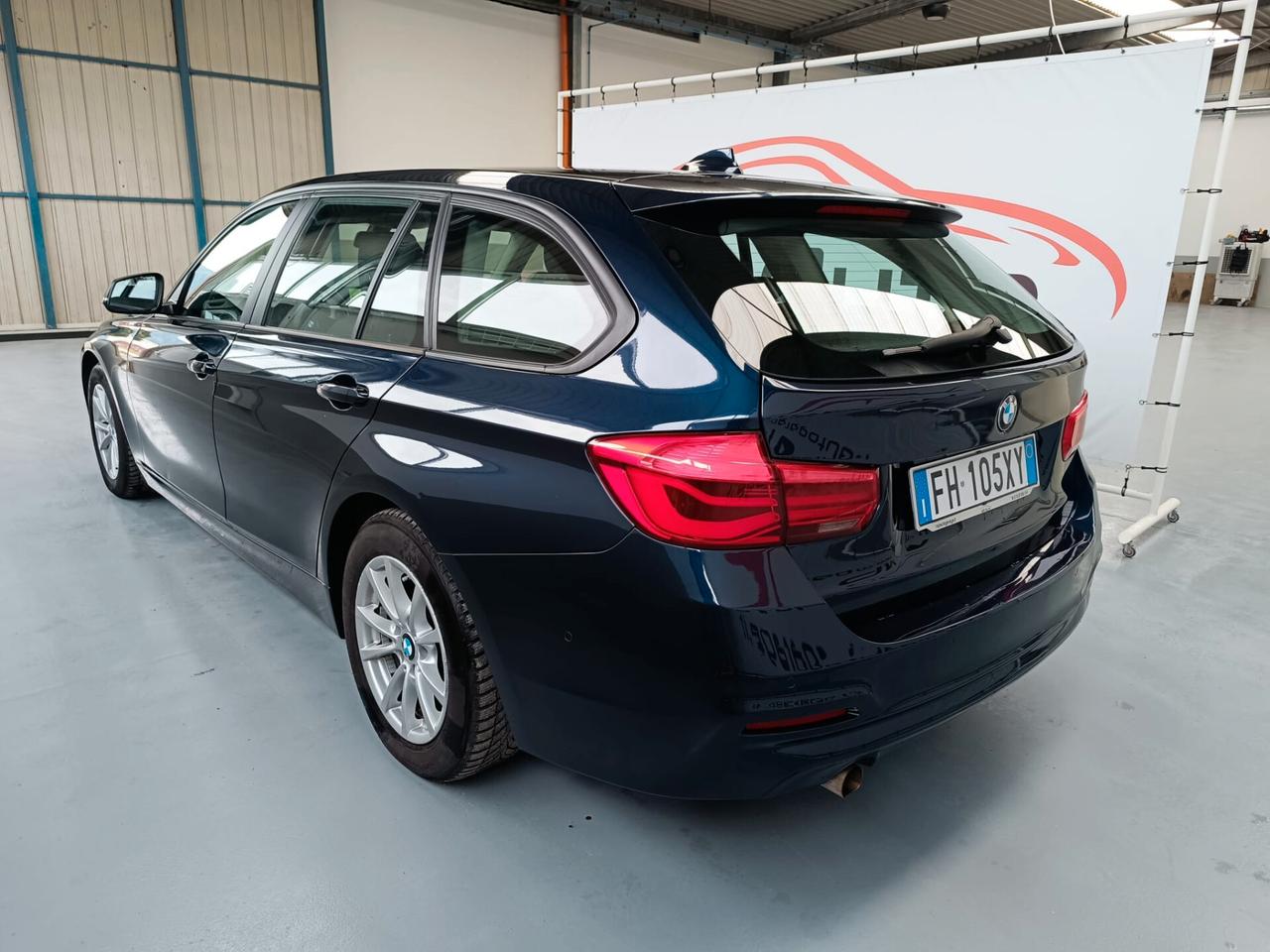 Bmw Serie 318d Touring Business Advantage aut.