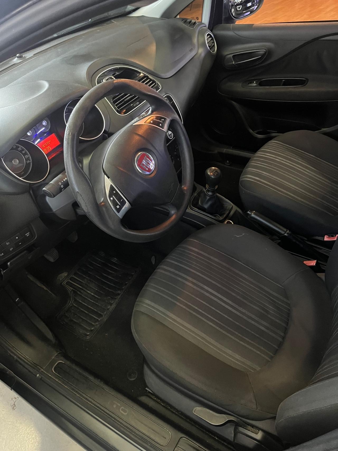 Fiat Punto Evo 1.4 Benzina – 2011 – Perfetta per Neopatentati!