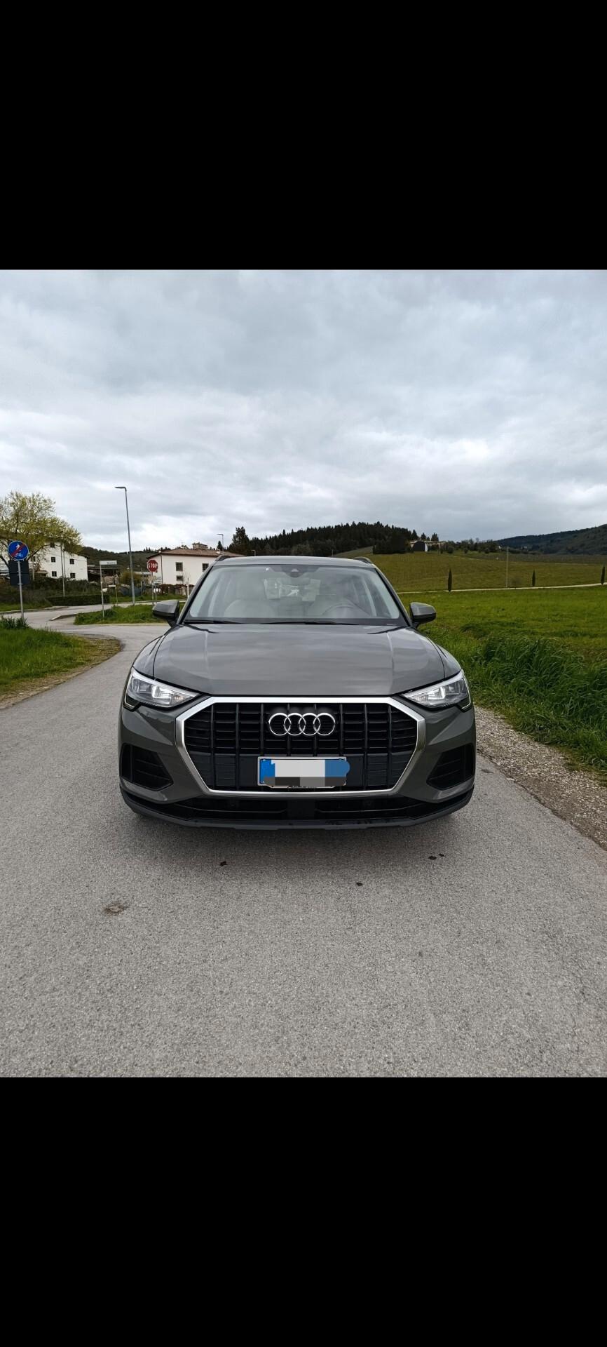 Audi Q3 35 TFSI Business Advanced