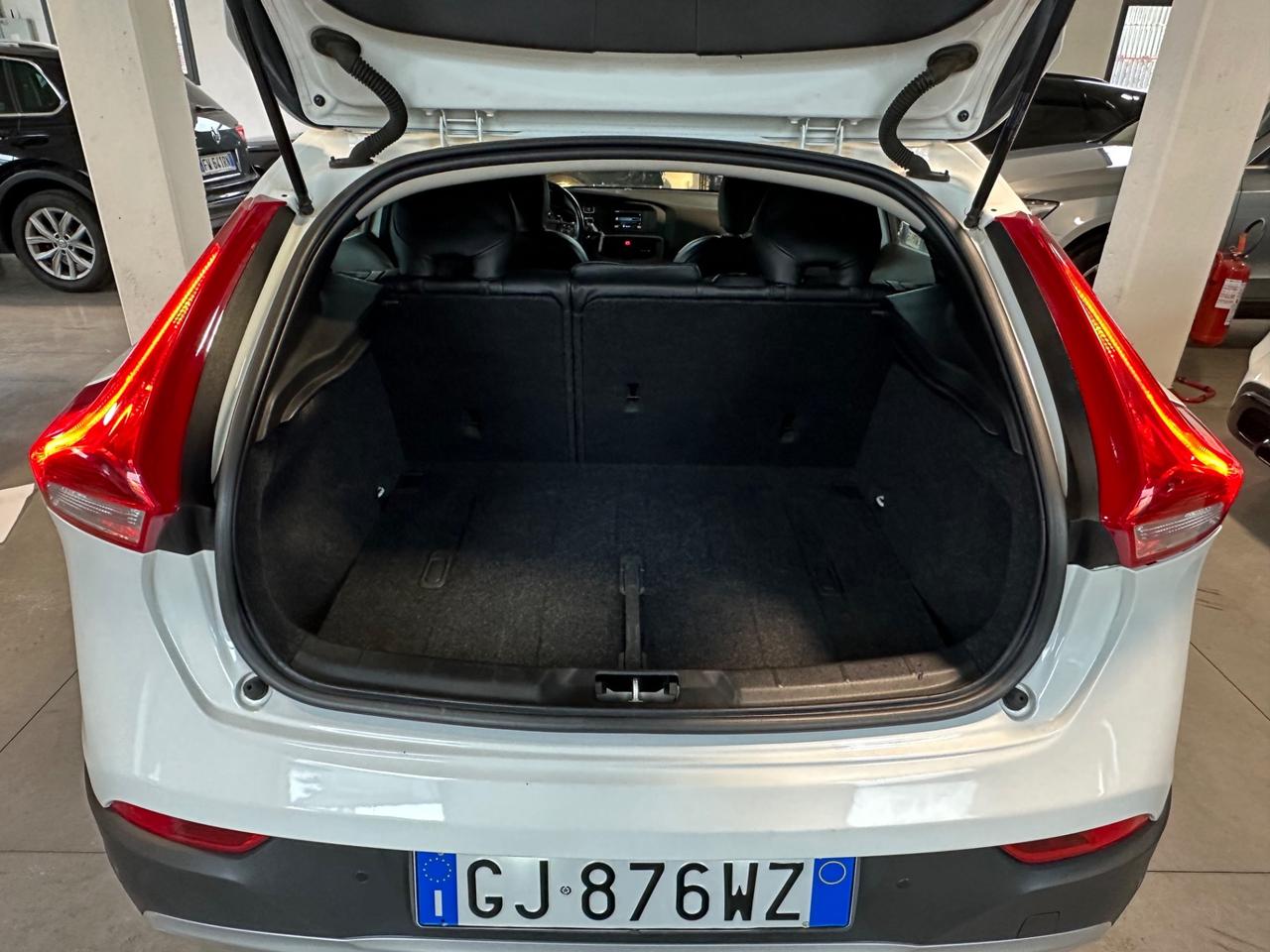 Volvo V40 Cross Country D2 1.6 Powershift Momentum N1