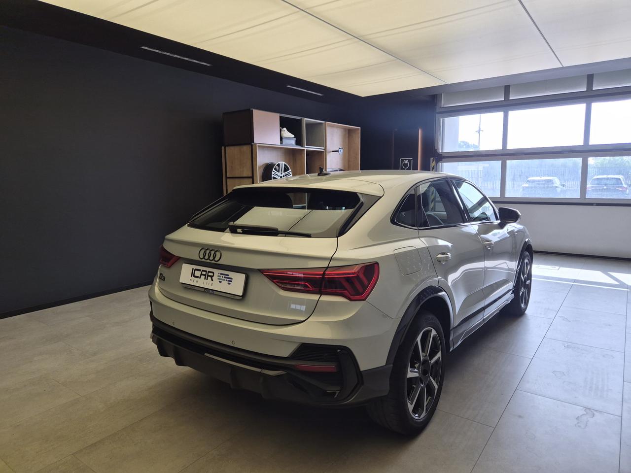 AUDI Q3 I 2019 Sportback - Q3 Sportback 35 2.0 tdi S line edition s-tronic