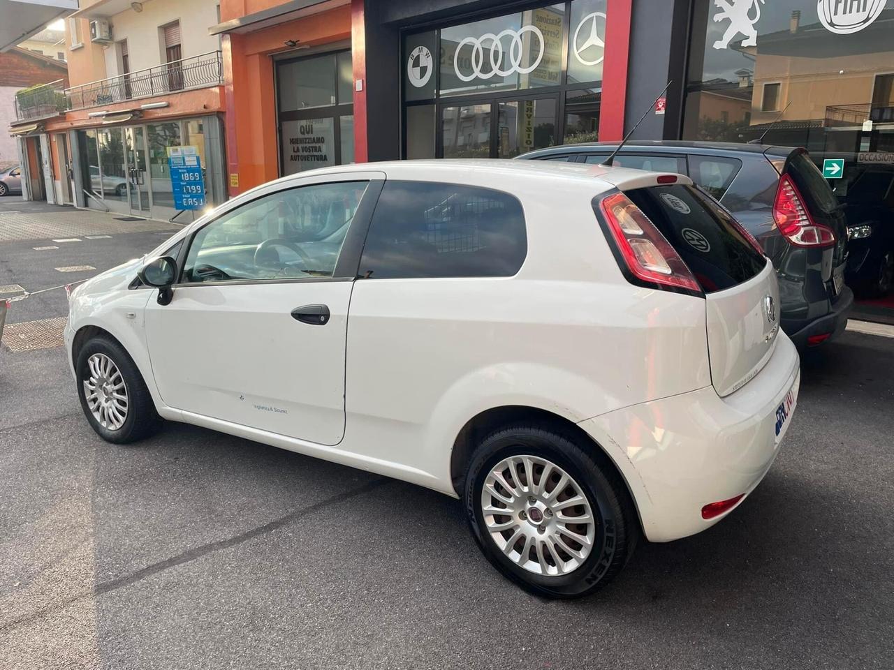 Fiat Punto 1.3 MJT 75CV 3 porte Van Pop 2 posti