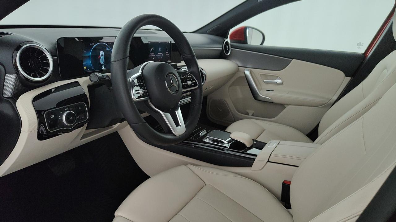 Mercedes-Benz Classe A - W177 2018 - A 200 Sport auto