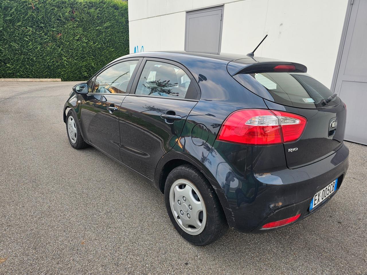 Kia Rio 1.2 benzina