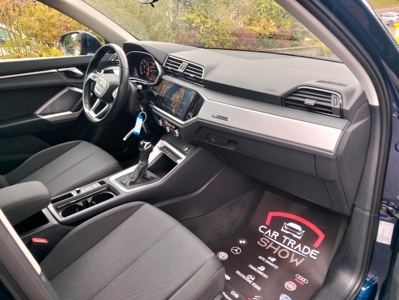 Audi Q3 35 TDI S tronic Business