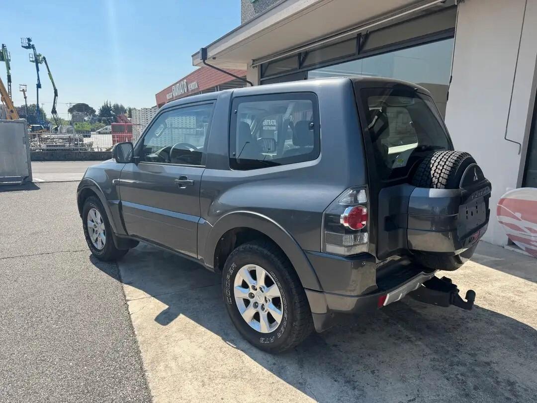 Mitsubishi Pajero 3.2 DI-D 16V 3p. Invite DPF