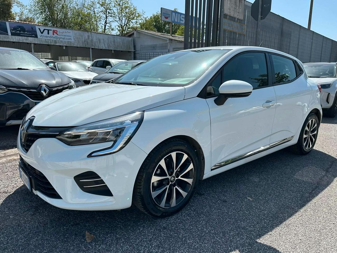 Renault Clio Full Hybrid E-Tech 140 CV 5 porte Intens
