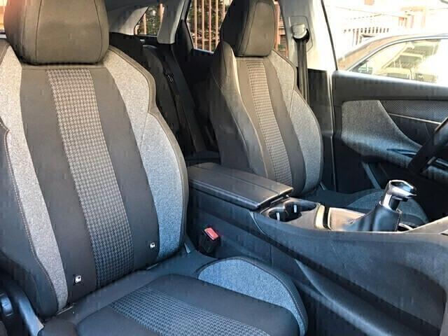 Peugeot 3008 PureTech 130cv Allure km108000 certificati
