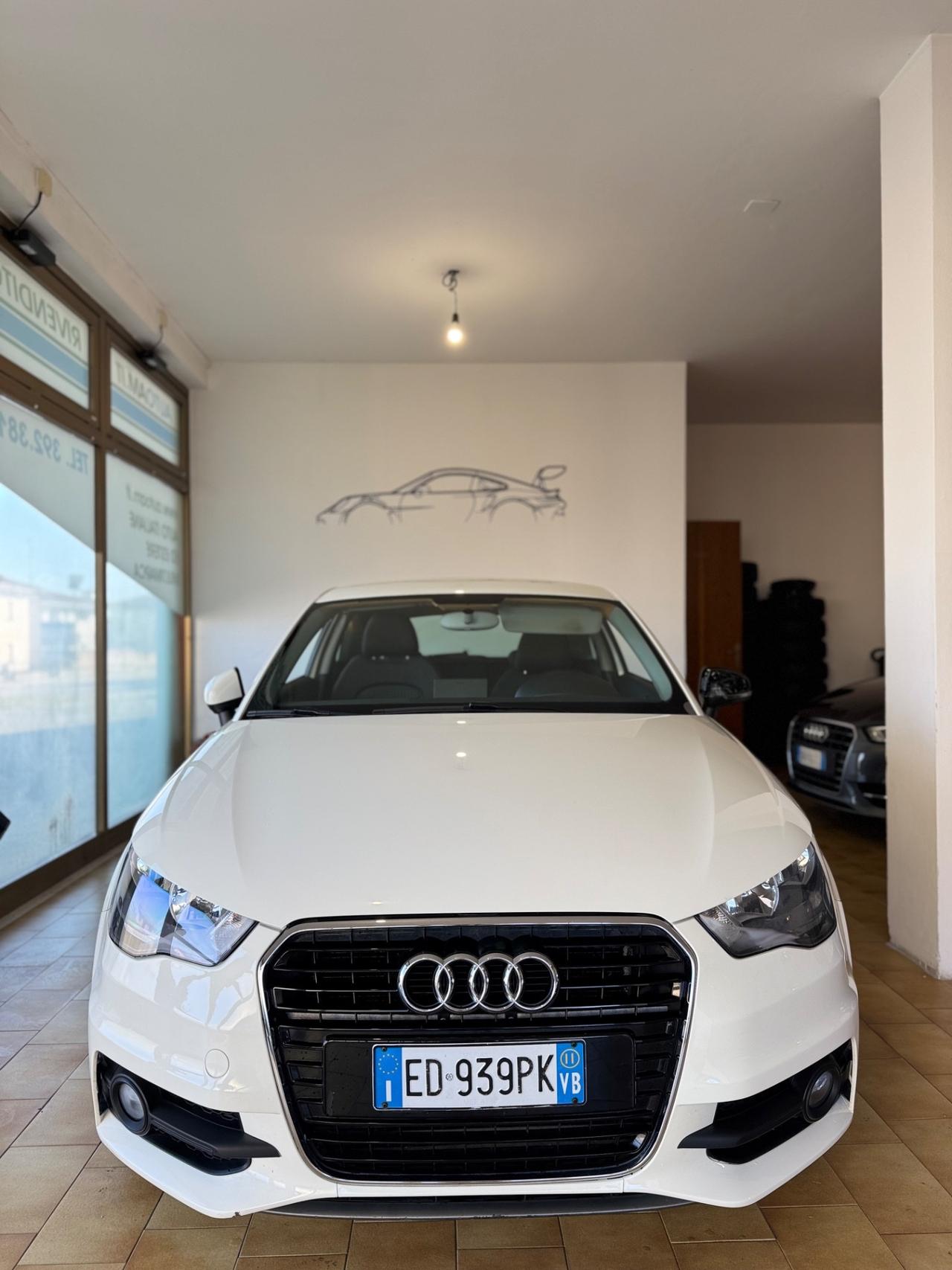 Audi A1 1.6 TDI 105 CV Attraction sline