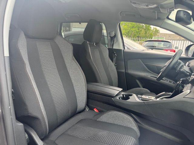PEUGEOT 5008 BlueHDi 130 S&S EAT8 Business