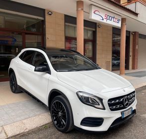 Mercedes-benz GLA 200 d Aut PREMIUM AMG NIGHT PACKET TETTO NAVY PELLE LED 19