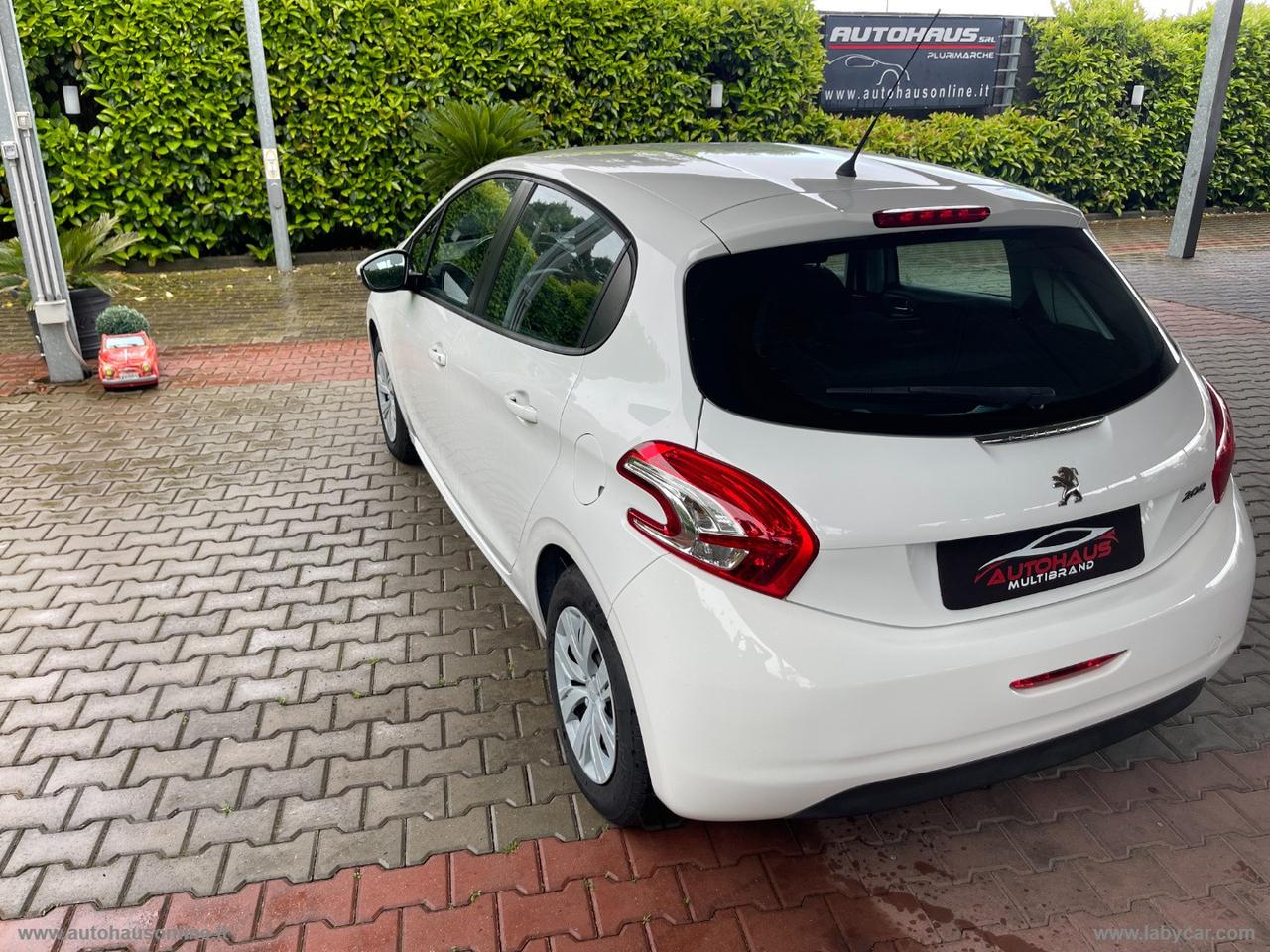 PEUGEOT 208 1.2 VTi 82 CV 5p. Access