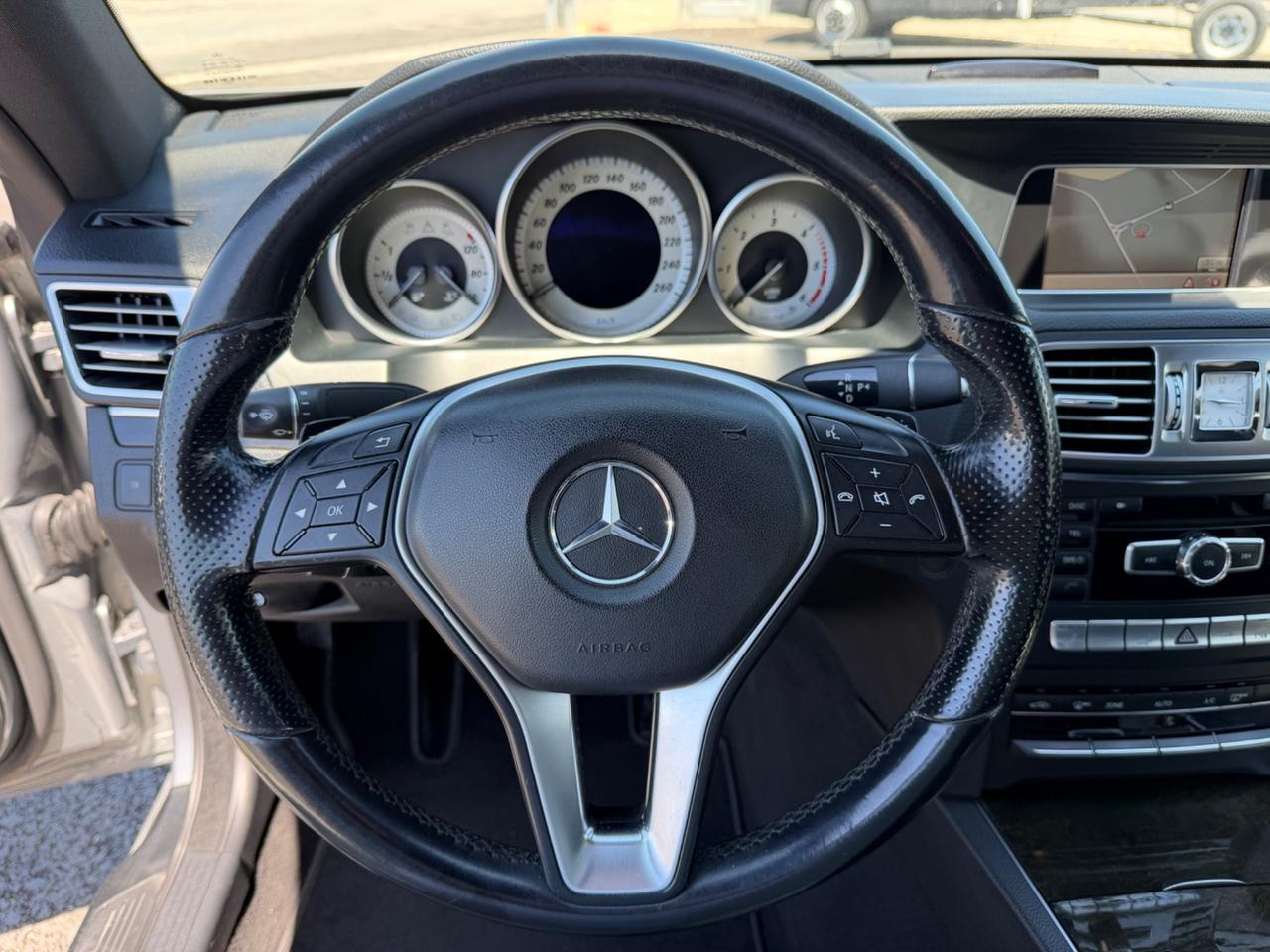 Mercedes-benz E 220 CDI Coupé Executive