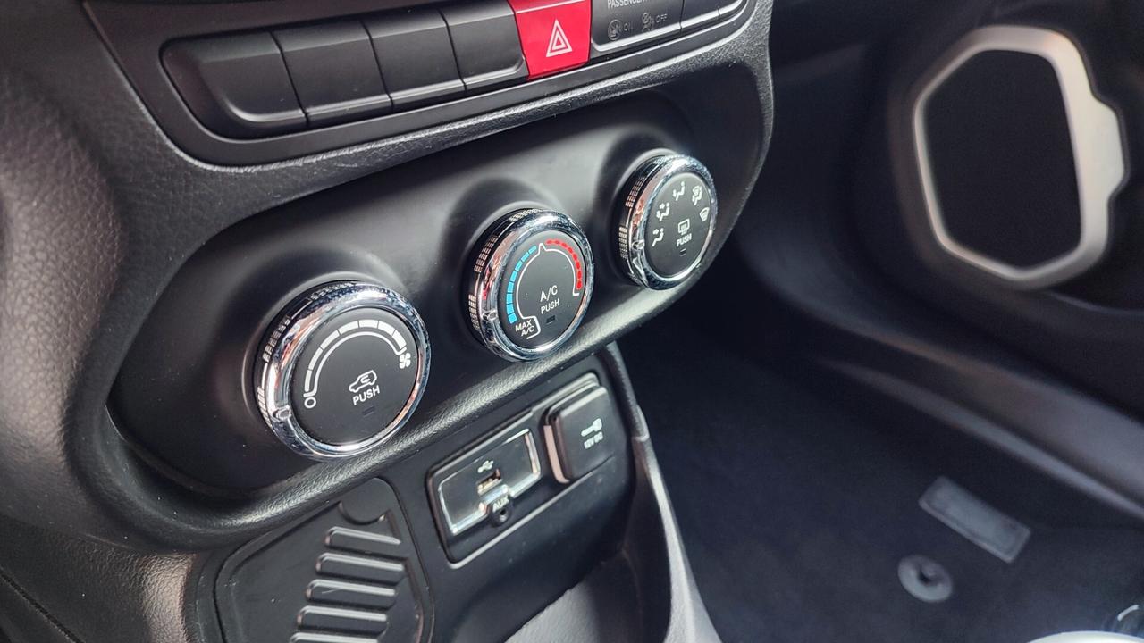 Jeep Renegade 1.6 Mjt 120 CV Longitude