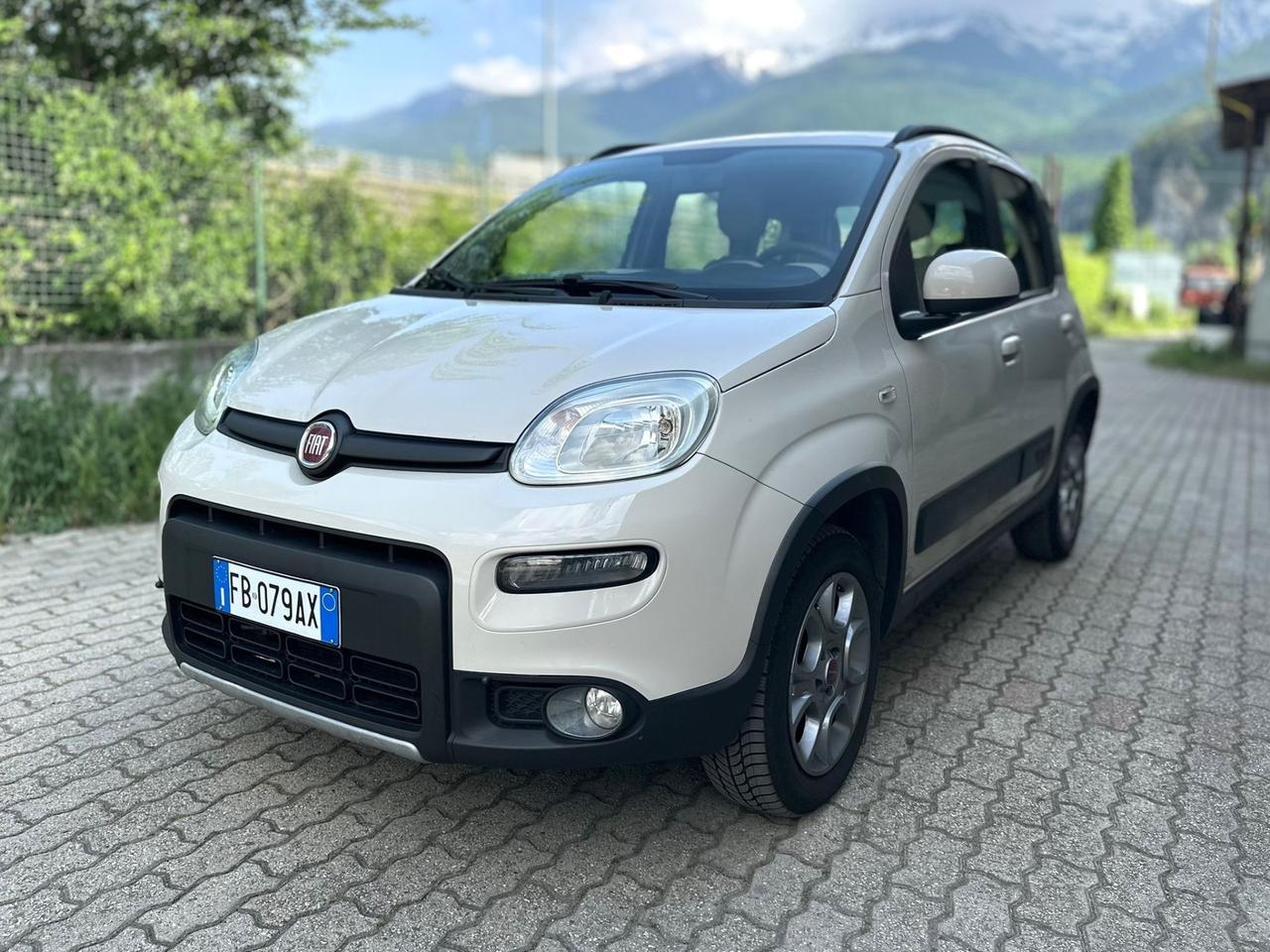 Fiat Panda 1.3 MJT 4x4. 75cv