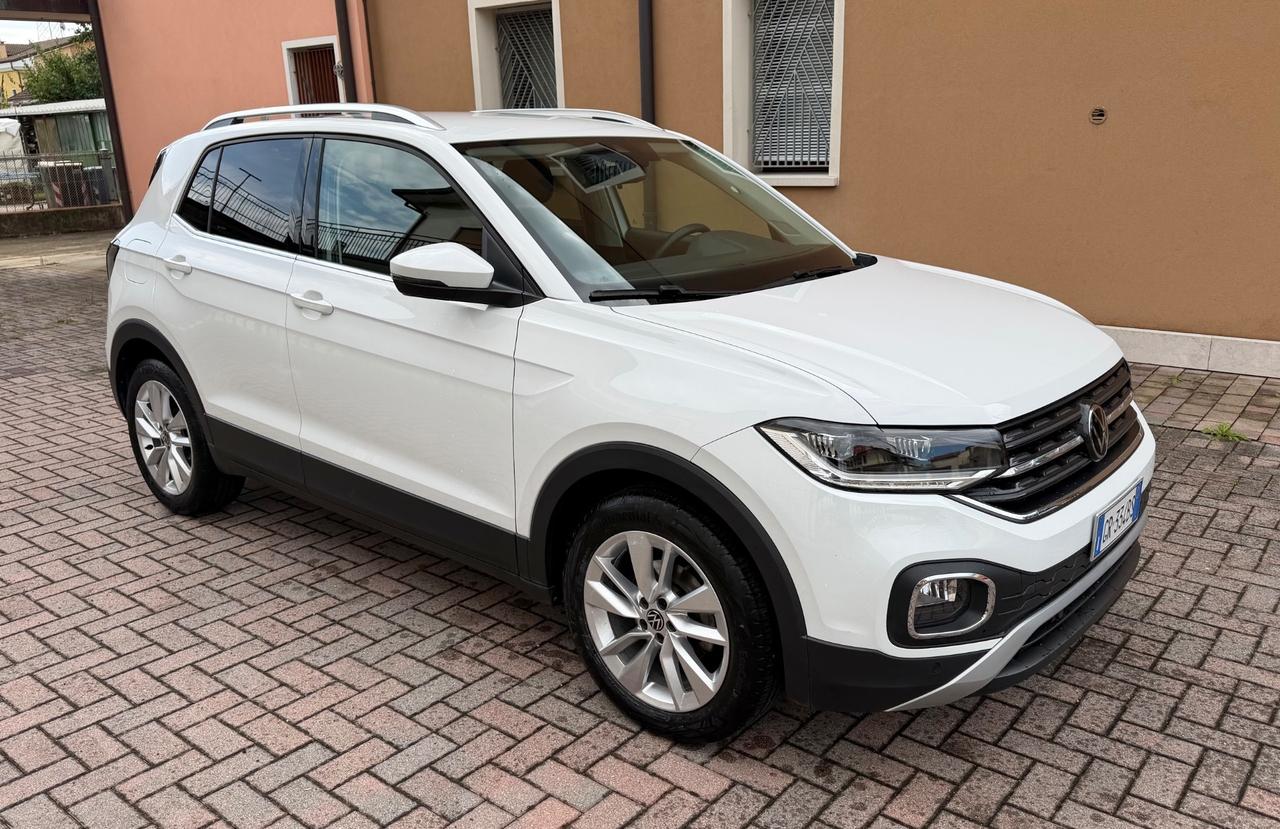 Volkswagen T-Cross 1.0 TSI 110 CV Ok Neopatentati