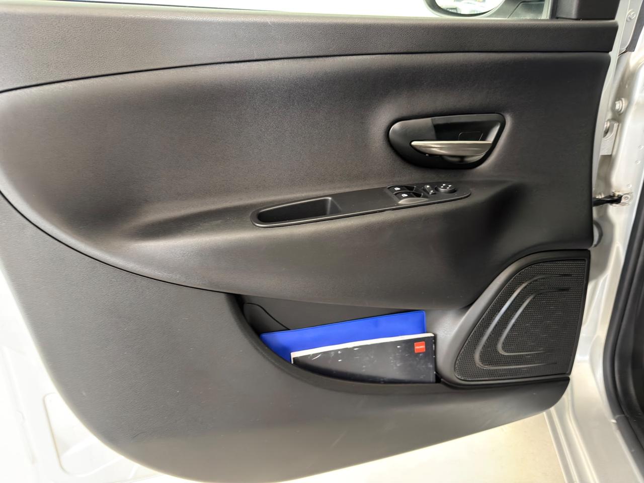 Lancia Ypsilon 1.2 69 CV 5 porte S&S Gold