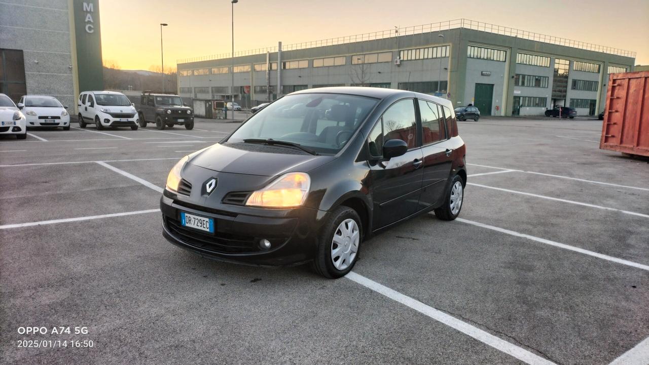 Renault Modus 1.2 16V Dynamique