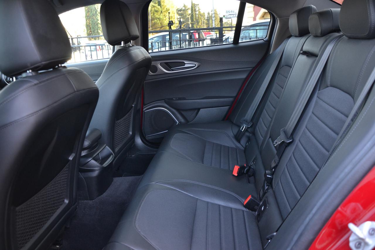 Alfa Romeo Giulia 2.0 TURBO 200CV AT8 **PREZZO VERO*UNIPRO'*ITALIANA